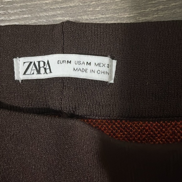 Fun Zara Pants - Picture 2 of 2